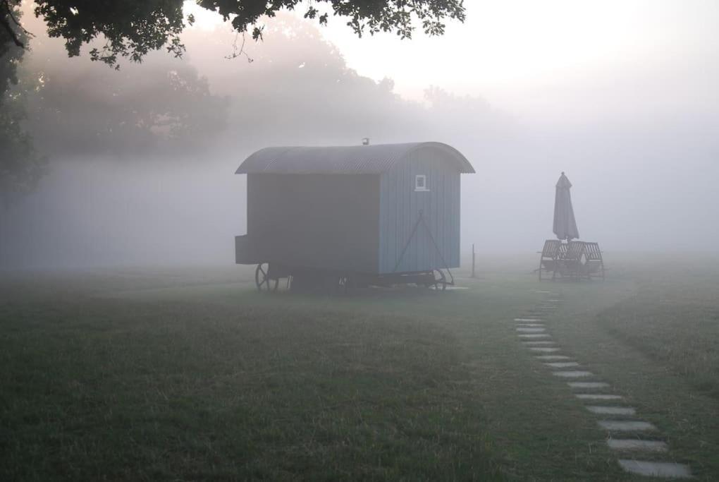 Skylark Shepherds Hut Royal Tunbridge Wells Kültér fotó